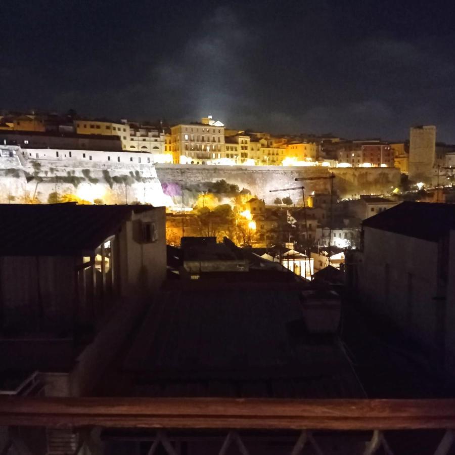 Sky Moon Cagliari Centro Vista Mare Lägenhet Exteriör bild